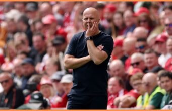 Liverpool memperingatkan terhadap transfer Eli Junior Kroupi