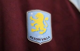 Darren Bent mengungkapkan dampak menjadi kapten Aston Villa di bawah asuhan Paul Lambert