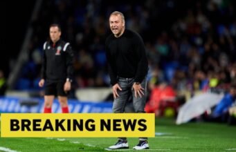 Barcelona menyelesaikan kesepakatan untuk mengontrak Anthony Gordon