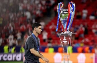 Julien Laurens memperkirakan Arsenal akan memenangkan Liga Champions setelah patah hati terakhir PSG