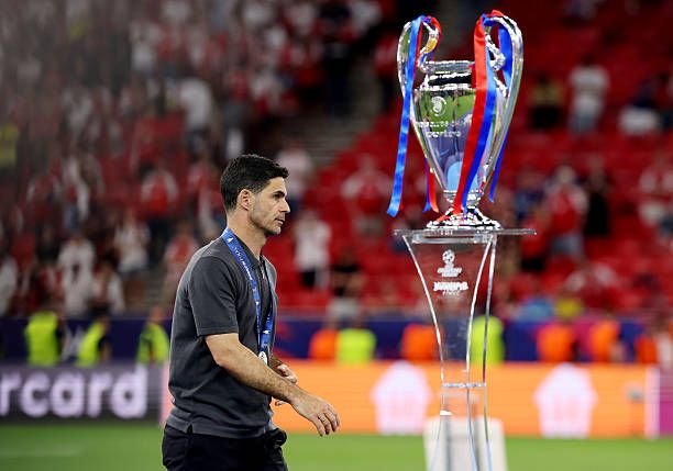 Julien Laurens memperkirakan Arsenal akan memenangkan Liga Champions setelah patah