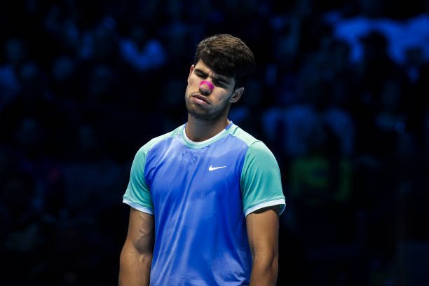 Carlos Alcaraz menarik diri dari Wimbledon karena cedera