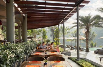 Cita Rasa yang Lebih Tinggi di Pool Café & Bar, Padma Resort Ubud
