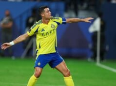 Cristiano Ronaldo mencetak dua gol saat Al Nassr memenangkan gelar Liga Pro Saudi