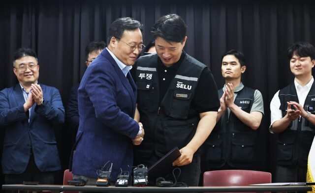 Dua pertiga anggota serikat pekerja Samsung memberikan suara pada hari
