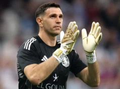 Emiliano Martinez membuat Argentina ketakutan di Piala Dunia setelah mengaku bermain di final Liga Europa karena patah jari
