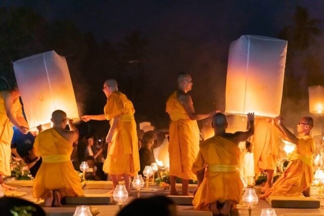 Festival Lampion Waisak Borobudur kembali hadir pada tahun 2026