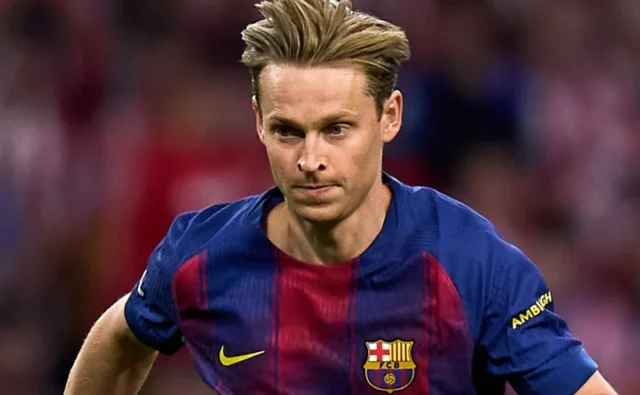 Frenkie de Jong bantah rumor kepergiannya di masa lalu: 'Saya