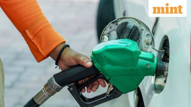 Harga bensin dan solar naik untuk keempat kalinya: Periksa tarif