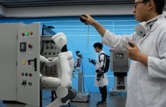 Investor Korea meningkatkan taruhannya pada saham-saham teknologi Tiongkok meskipun pasar melemah secara luas