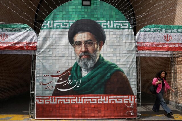 Iran mengutuk serangan AS sebagai 'itikad buruk' dan memperingatkan konsekuensinya