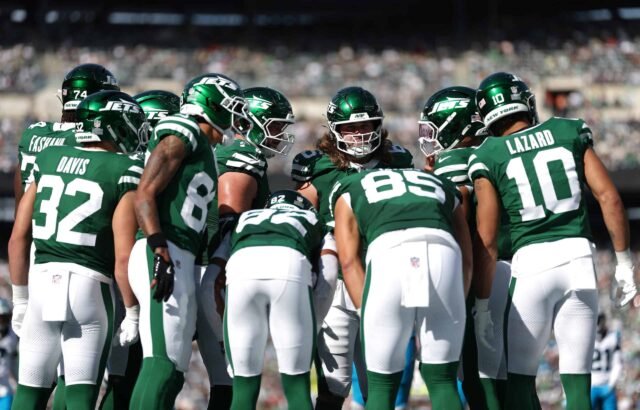Jets membuat 2 pergerakan roster