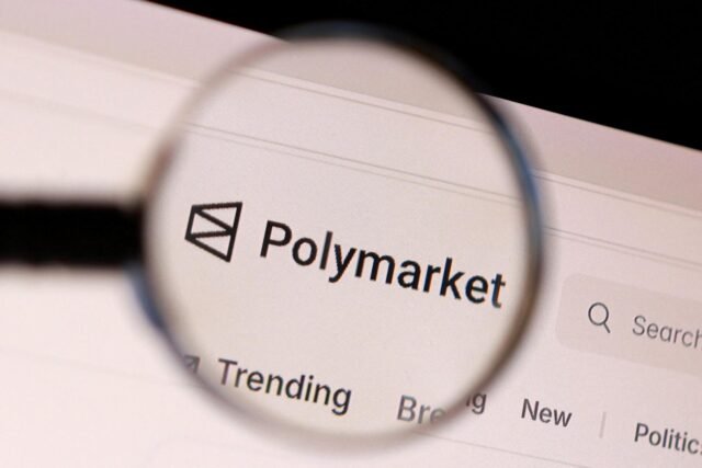 Karyawan Google dituduh menggunakan data pencarian untuk menghasilkan $1,2 juta