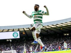 Kelechi Iheanacho mencetak gol saat Celtic FC menyelesaikan liga dan piala ganda