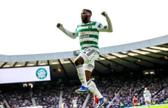Kelechi Iheanacho mencetak gol saat Celtic FC menyelesaikan liga dan piala ganda