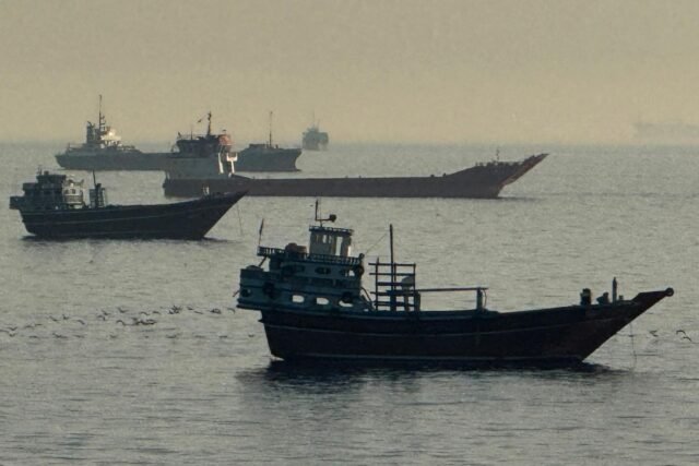 Lalu lintas kapal tanker di Hormuz meningkat setelah perang rendah