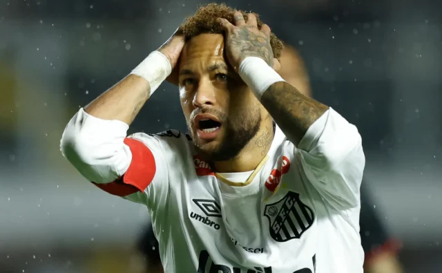 Laporan: Neymar Jr. melewatkan sesi latihan terakhir Santos FC di