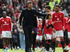 Mampukah Michael Carrick dan Bruno Fernandes bersaing memperebutkan gelar juara di Manchester United musim depan?