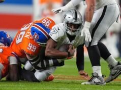 Melalui 10 pertandingan, Denver Broncos berada pada kecepatan untuk memecahkan rekor pemecatan NFL dalam satu musim.