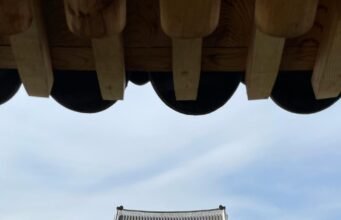 Mencari Buddha Korea