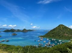 Menjelajahi Labuan Bajo di darat dan laut: rencana perjalanan antar pulau