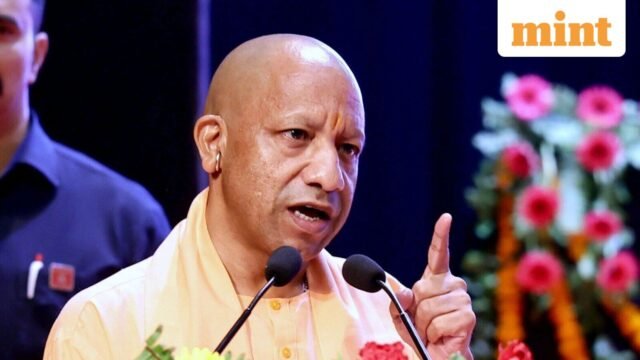 Menjelang Idul Adha, Adityanath memperingatkan umat Islam agar tidak melakukan