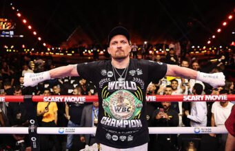 Oleksandr Usyk menghentikan Rico Verhoeven setelah ketakutan besar di Mesir