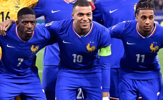 Ousmane Dembele menggambarkan trio yang ia bentuk bersama Kylian Mbappé