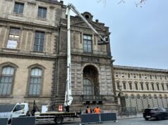 Pencurian Louvre akan diadaptasi untuk bioskop
