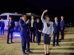 Perdana Menteri Jepang Takaichi kembali ke rumah setelah kunjungan dua hari ke Andong dan bertemu dengan Lee