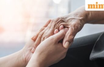 Perempuan dan laki-laki perkotaan berbeda dalam hal keluarga inti dan penitipan anak. Investigasi Mint menunjukkan caranya.
