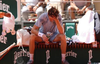 Petenis nomor 1 dunia Jannik Sinner dikalahkan di Paris