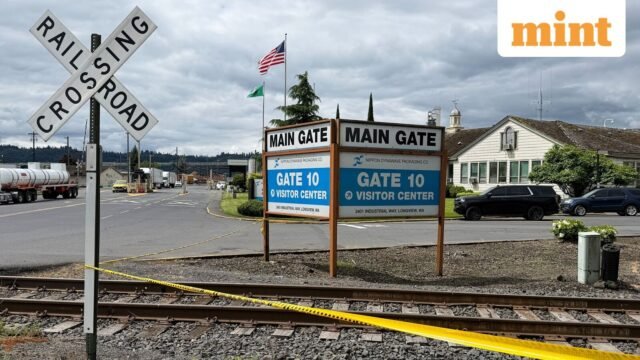 Tangki bahan kimia meledak di pabrik kertas Washington di Longview;