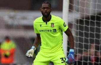 Wrexham AFC mengucapkan selamat kepada Arthur Okonkwo atas panggilan pertama Super Eagles