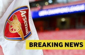 Arsenal digugat oleh mantan manajer kit Mark Bonnick atas tuduhan pemecatan yang tidak adil
