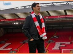 Para pemain Liverpool bergembira atas kedatangan Andoni Iraola