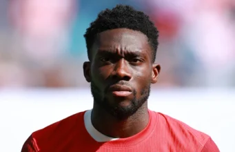 Alphonso Davies memberikan informasi terkini tentang cedera menjelang debut Kanada di Piala Dunia 2026 melawan Bosnia dan Herzegovina