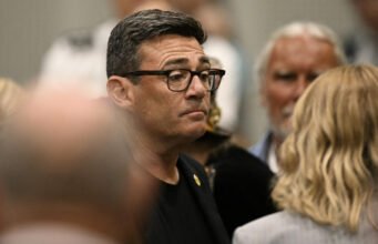 Andy Burnham ingin menjadi Perdana Menteri. Hal ini tidak dapat dicapai tanpa Muslim Inggris