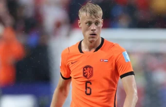 Apa yang terjadi pada Jan Paul van Hecke saat laga Belanda vs Maroko Piala Dunia 2026?