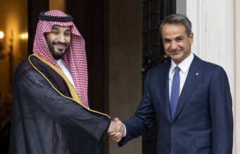 Apakah Yunani telah menjadi kuda Troya Israel di kawasan Teluk?