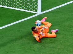 Betapa mahalnya kesalahan penjaga gawang mengakhiri mimpi Uruguay di Piala Dunia