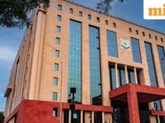 CIC meminta CBSE mengungkap proses tender pengadaan lembar jawaban ujian dewan berdasarkan UU RTI