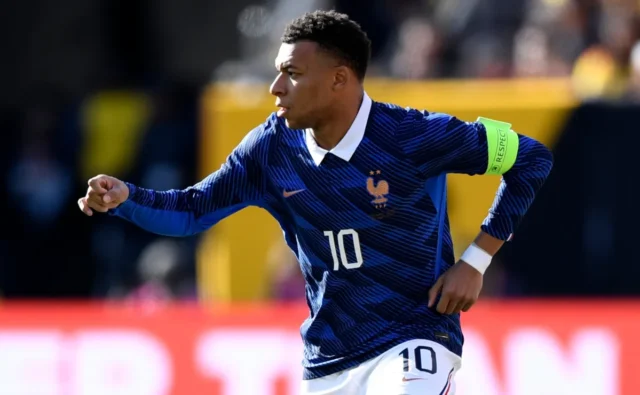 Cara menonton pertandingan Prancis vs Irlandia Utara di AS: Siaran