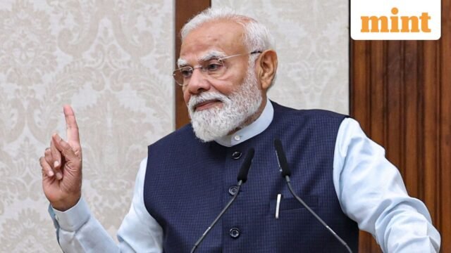 'Dalam solidaritas satu sama lain': PM Modi menerima telepon dari