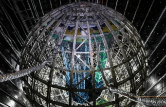 Detektor neutrino raksasa bawah tanah membawa para ilmuwan lebih dekat untuk memecahkan teka-teki neutrino