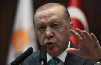 Erdogan memuji netralitas Kurdi Irak selama perang Iran