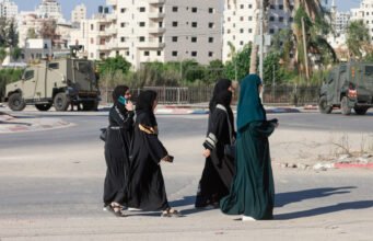 Hamil dan dipenjara: Wanita Palestina menghadapi kondisi yang keras di penjara Israel