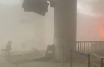 Iran mengkritik bandara Kuwait sebagai tanggapan atas serangan AS ketika gencatan senjata berada di bawah tekanan