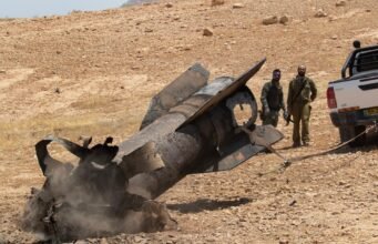 Israel dan Iran tampaknya menghentikan serangan setelah terjadi baku tembak untuk pertama kalinya sejak gencatan senjata pada bulan April.