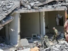 Israel membunuh puluhan orang di Lebanon saat menterinya menyerukan ‘buka gerbang neraka’